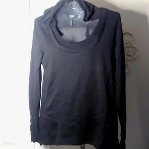 BCBG Paris hooded long sleeve top